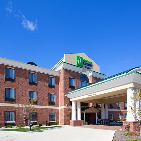 Holiday Inn Express Hotel & Suites Chesterfield - Selfridge Area By Ihg Ngoại thất bức ảnh