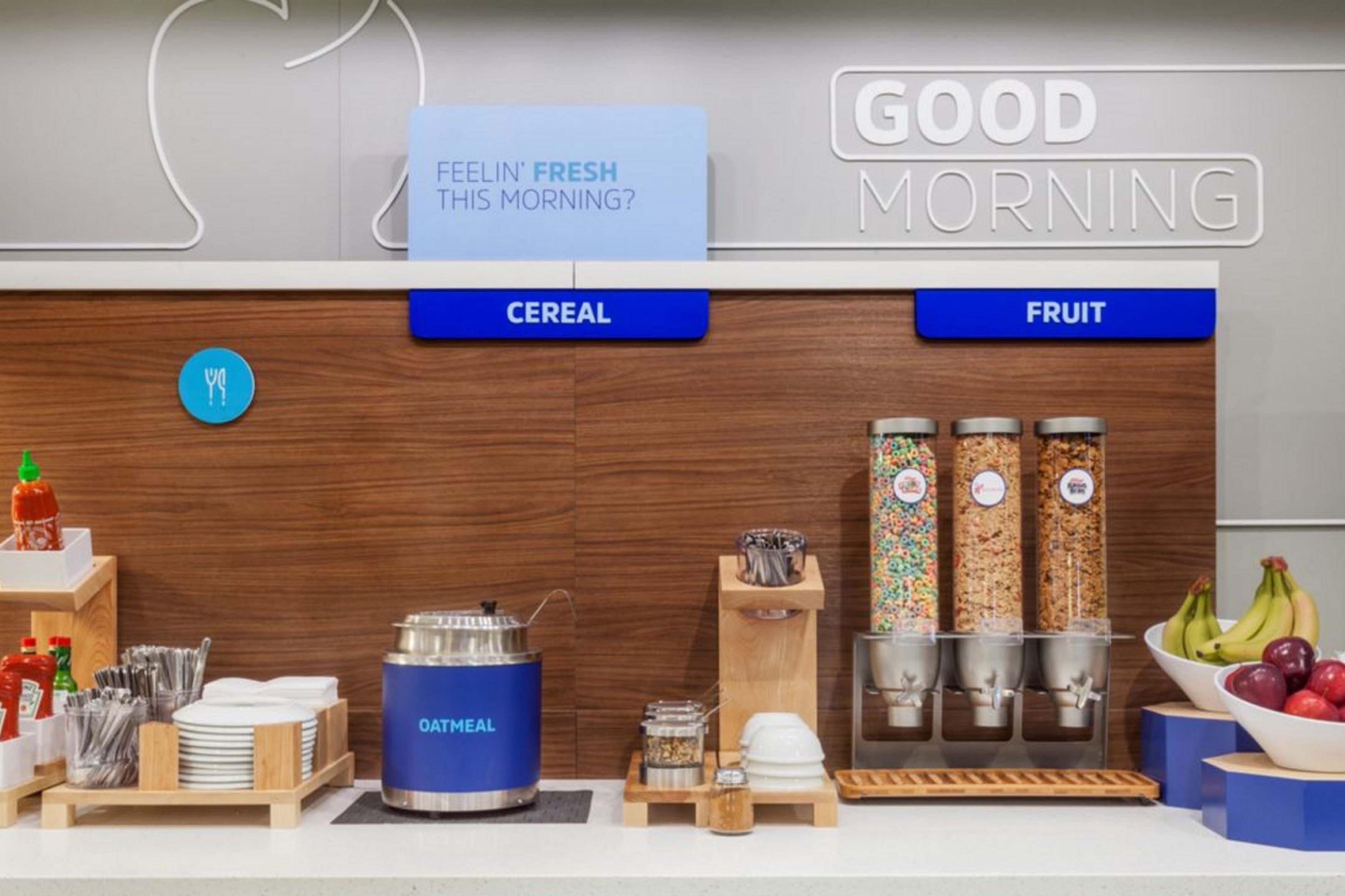 Holiday Inn Express Hotel & Suites Chesterfield - Selfridge Area By Ihg Ngoại thất bức ảnh