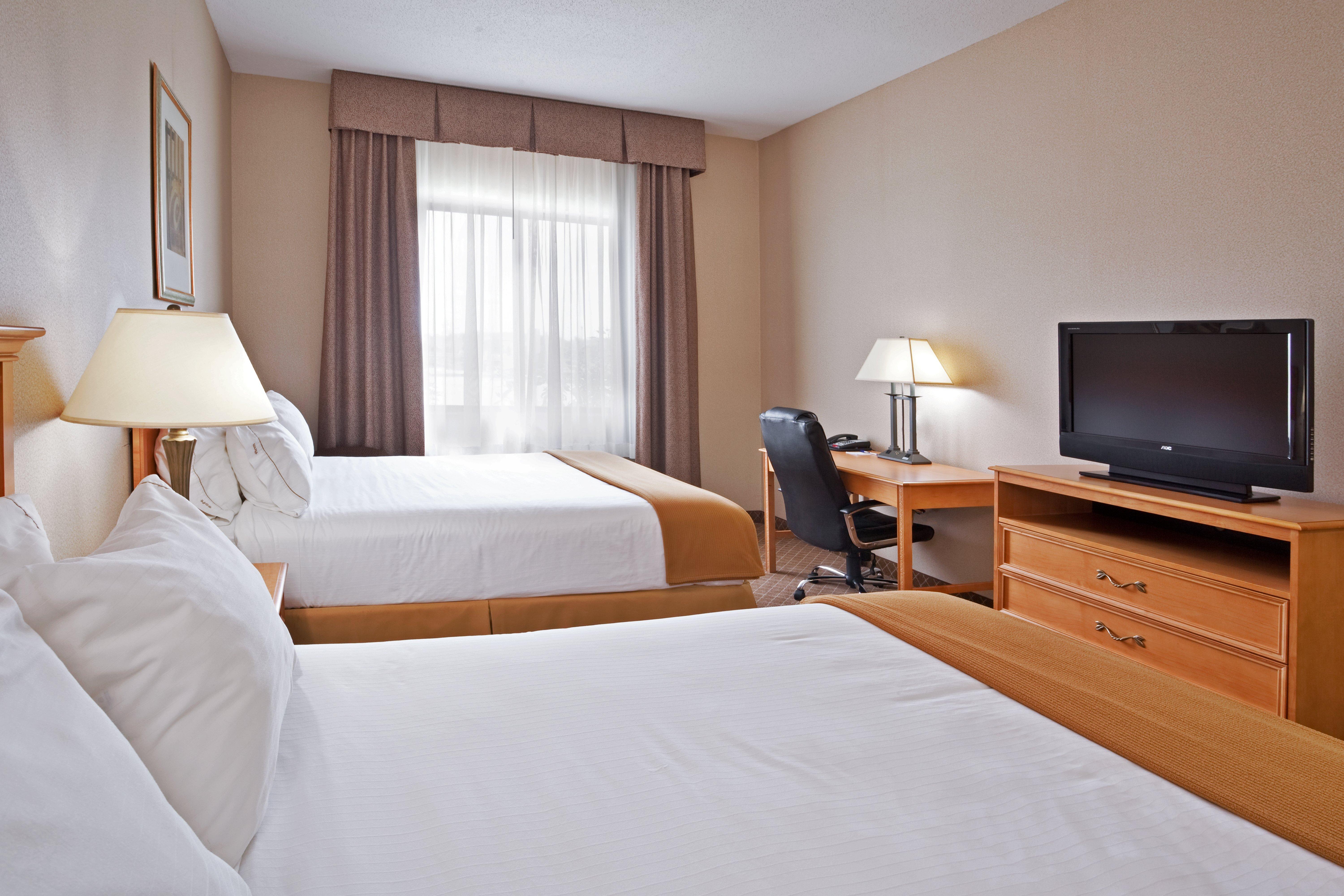 Holiday Inn Express Hotel & Suites Chesterfield - Selfridge Area By Ihg Ngoại thất bức ảnh