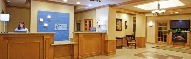 Holiday Inn Express Hotel & Suites Chesterfield - Selfridge Area By Ihg Ngoại thất bức ảnh